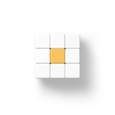 Ein Rubik Würfel mit leichtem Schatten frontal von oben fotografiert. Alle 